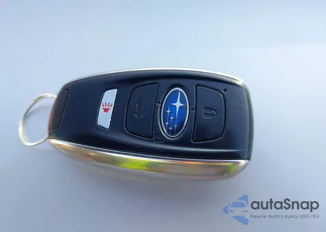 2016 Subaru Outback 2.5I Limited z USA, uszkodzony, nr VIN 4S4BSBNC7G3285544